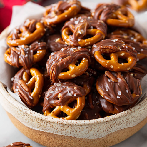 Easy 3-Ingredient Pretzel Turtles